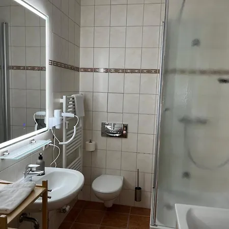 Gruener Fuerst Zentrale Ruhige Lage Im Innenhof *