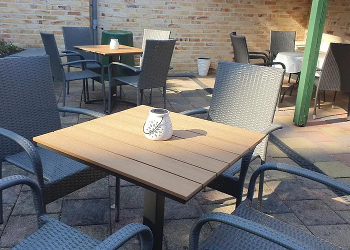 Ferienwohnung, Fruehstueck Gegenueber,parkplatz Kostenlos Zentrale Ruhige Lage Im Innenhof شقة *