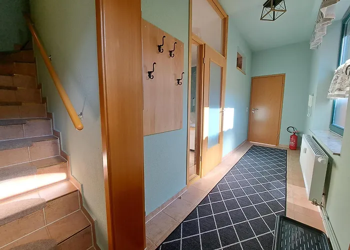 Ferienwohnung, Fruehstueck Gegenueber,parkplatz Kostenlos Zentrale Ruhige Lage Im Innenhof *